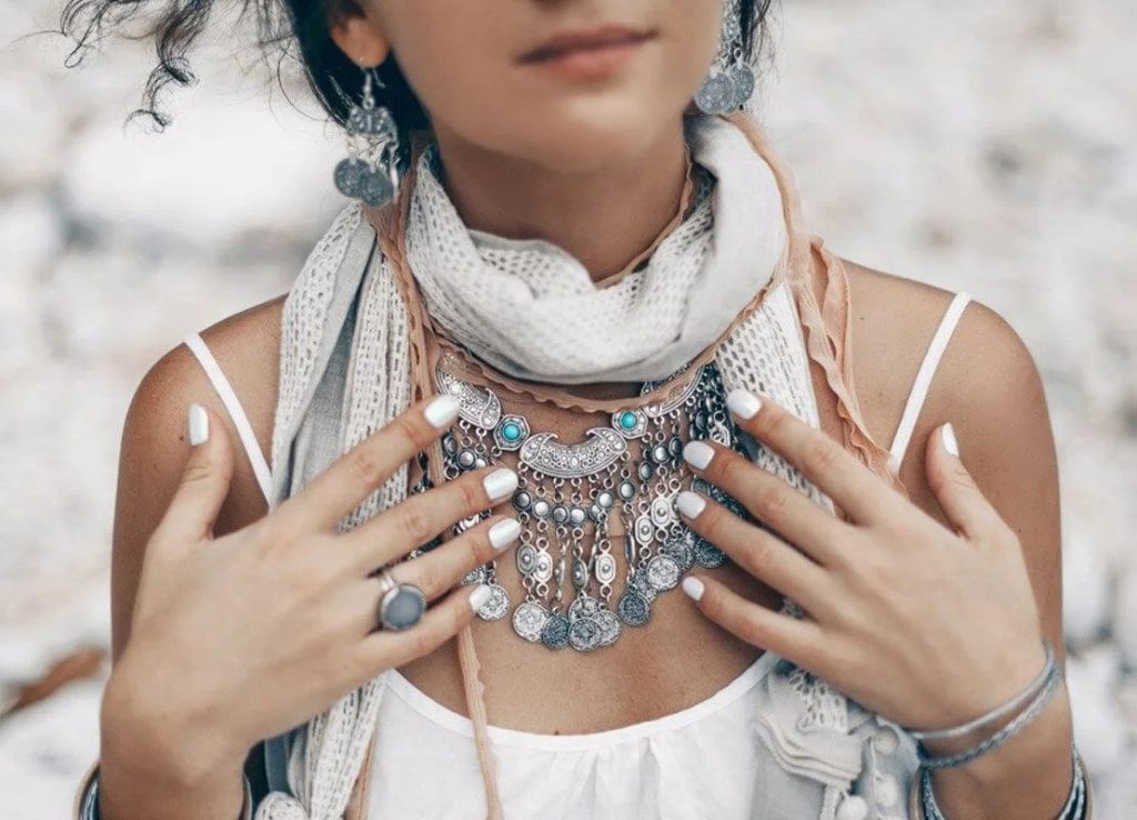 Read more about the article Modern Jewelry Collection For Stylish People