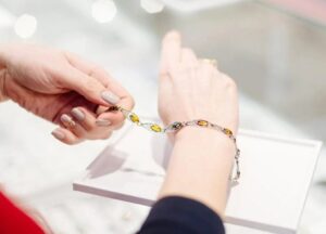 Read more about the article Heavy Discount & Sales Offer On Our Summer Season